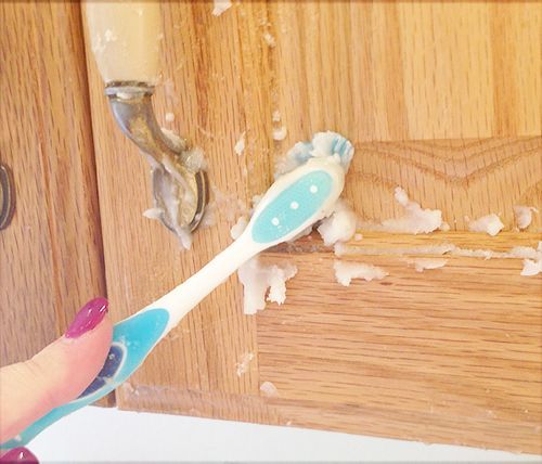 How to clean grimy kitchen